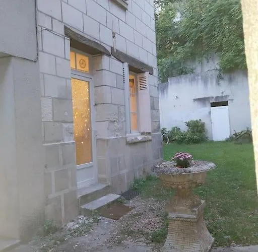 Cocon Calme, 2 Pièces Proche Bord De Loire Hébergement de vacances *